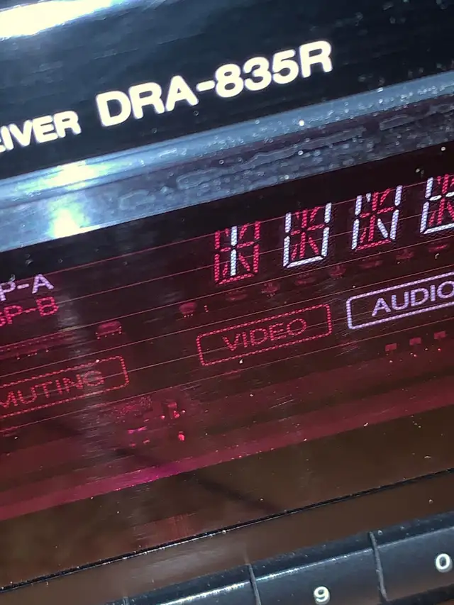 Denon DRA-835R AM/FM Audio Video Stereo Receiver in Stereo Systems & Home Theatre in City of Toronto - Image 10