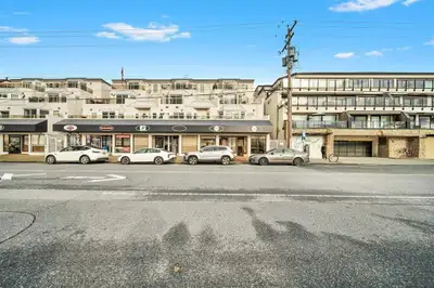 A great opportunity to secure two separately titled strata units at Marine Drive, just steps from th...