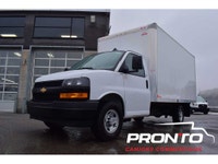 Boite Transit 14 pieds ** Rampe de chargement ** Cruise ** AC ** Camera de recul ** 42,000km Certifi... (image 1)