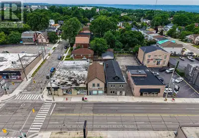 Multi-use Property, C5 Zoning Re-Built in 2015. With updated building codes.Tankless water heater 20...