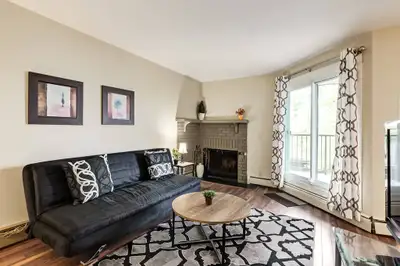 Discover your new home at Bankview Vista Apartments, where modern living meets urban convenience. Id...