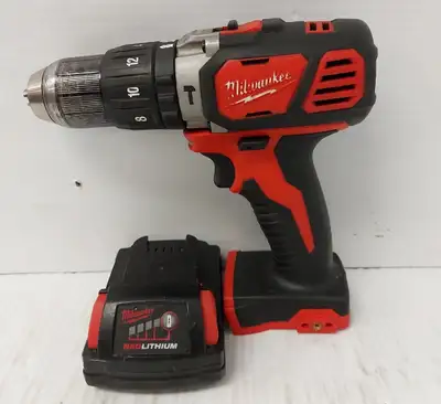 (92074-2) Milwaukee 1/2 Hammer Drill, View more