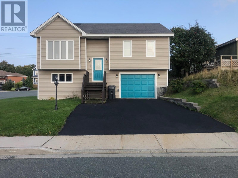 11 Silverwood Drive Conception Bay South, Newfoundland & Labrado