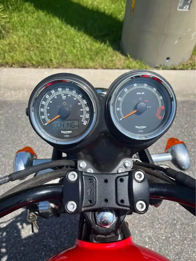 2016 TRIUMPH SCRAMBLER 900-RED! in Street, Cruisers & Choppers in Saskatoon - Image 7