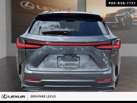 LUXURY ... Engine: 275 @ 6000 RPM L/100Km City: 10.5 L/100Km Hwy: 8.3 Safety Equipment Electronic St... (image 2)
