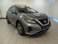 Step out in style with our 2021 Nissan Murano SV AWD that is versatile and vibrant in Gun Metallic!... (image 1)