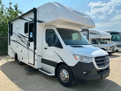 Jayco Melbourne Class C diesel motorhome 24L highlights: 14' Power Awning with LED Lights Swivel Cap...