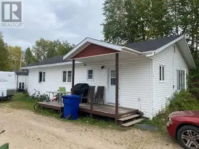 2 Cabot Crescent is a 3 bedroom 1 bath home with basement. Presently occupied with long term tenants...