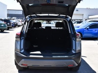 Moonroof, Apple CarPlay, Android Auto, Heated Seats, Heated Steering Wheel! Generous cargo space and... (image 5)