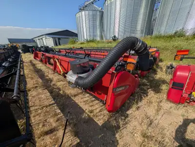 2011 Case 3020 Auger Terra Flex Header. Double Knife Crary Air Reel Full Fingered Auger Fore/aft 35...