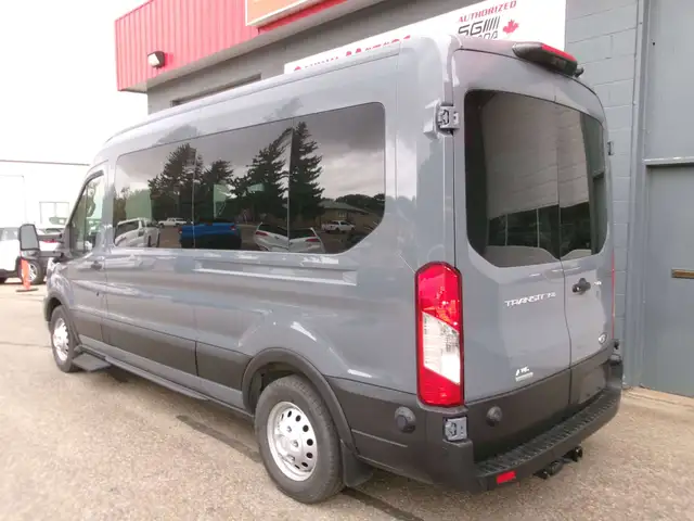 2025 Ford Transit Passenger Wagon 15 Passenger, Mid Roof, AWD, L in Cars & Trucks in Swift Current - Image 15