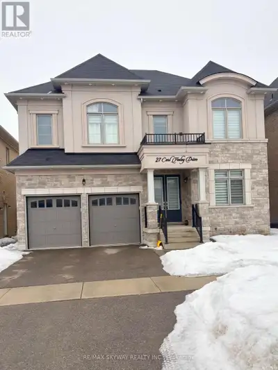 Ultra modern executive home available for lease in the most desired neighbourhoods of Brampton.The K...