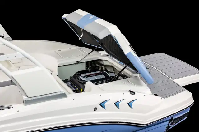 2026 Chaparral GTS 3 SURF in Powerboats & Motorboats in Kingston - Image 36