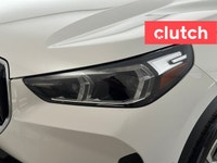 12V Outlet, Hands Free Device Connectivity, Auto Dimming Rearview Mirror and more! Clutch is the lar... (image 7)