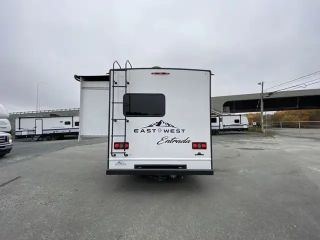 2023 EAST TO WEST Entrada 2200S in RVs & Motorhomes in Bedford - Image 9