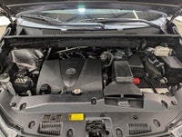 No Accidents, Locally Owned Vehicle! New Brakes and Rotors!The 2018 Toyota Highlander AWD XLE 8 Pass... (image 8)