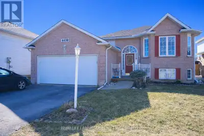 Welcome to 4498 Garden Gate Terrace-an exceptional find in the heart of Beamsville! This rarely offe...