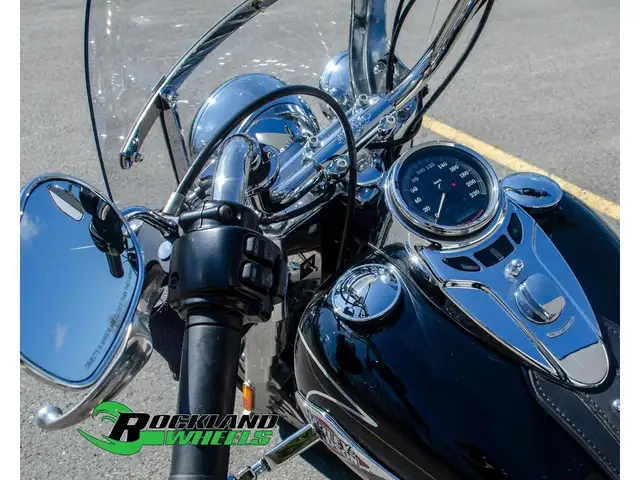 2011 Harley-Davidson Heritage Softail Classic in Street, Cruisers & Choppers in Ottawa - Image 13