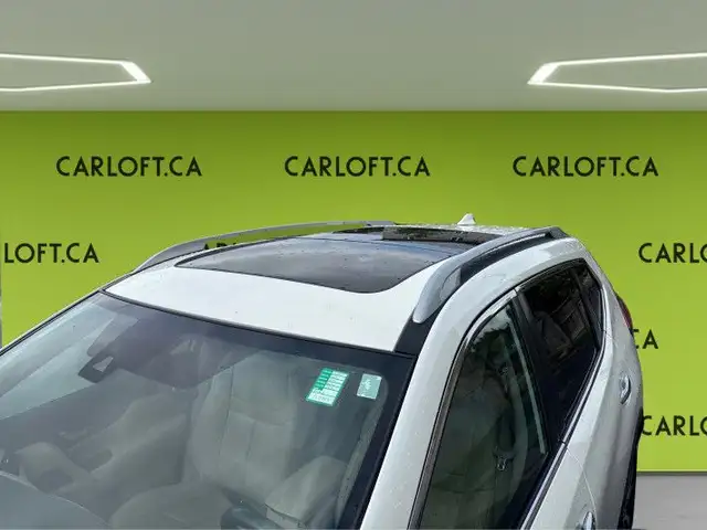 2017 Nissan Rogue SL Platinum - Sunroof - Navigation in Cars & Trucks in Kingston - Image 12