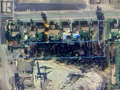 Large building lot in the town of Espanola, 108 ft x 473 ft 1.18 acre. All services available at the...