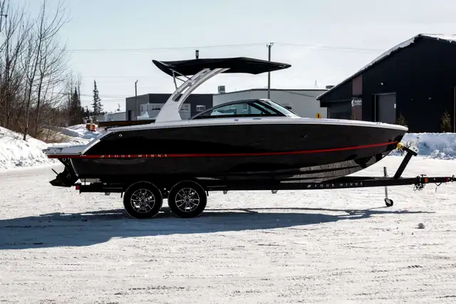 2026 Four Winns H2 Freedom in Powerboats & Motorboats in Rimouski / Bas-St-Laurent - Image 5
