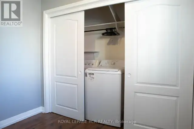 2 - 22 CENTRE STREET Bradford West Gwillimbury (Bradford), Ontar in Long Term Rentals in Markham / York Region - Image 6