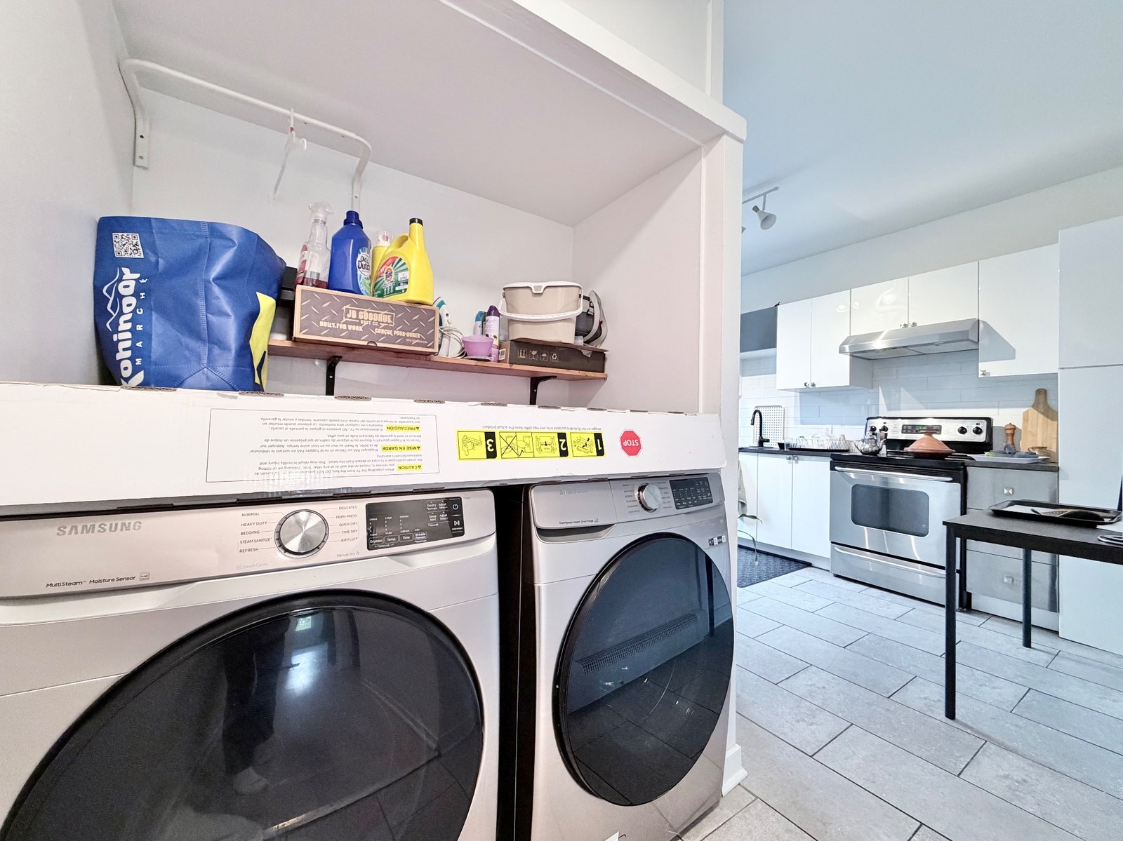 2721 Avenue d'Orléans — photo 1