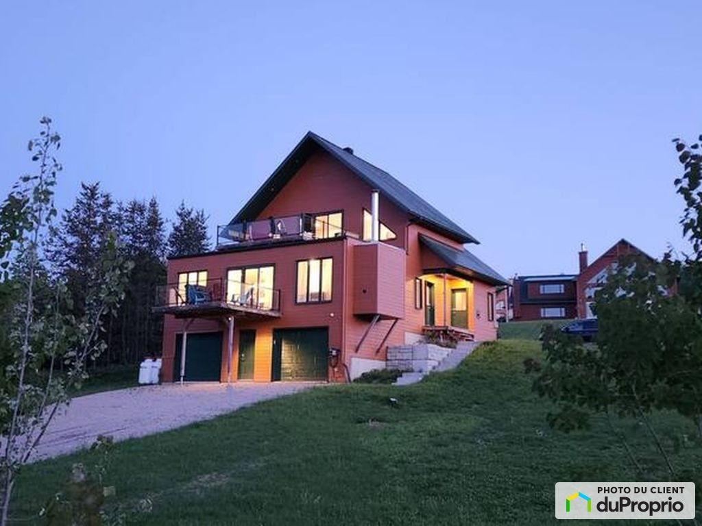 $699,000 - 2 Storey for sale in St-Michel-Des-Saints — photo 1