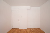 Akelius one bedroom apartment for rent. Located near Queen Mary Road and Cedar Crescent in the Cote-... (image 3)