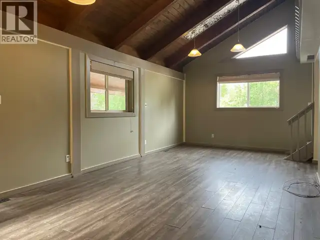 72 PIONEER WAY Fort Nelson, British Columbia in Houses for Sale in Fort St. John - Image 16