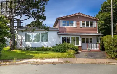 Now available for lease, situated on one of the best lots in the East End, 37 Warren Place has over...