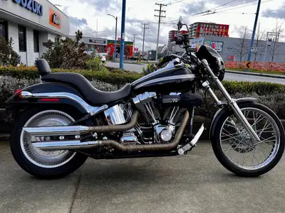 Check-out this rare Harley-Davidson Deuce 2003 Anniversary Custom build! A rare find complete with C...