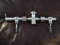 Valve (Manifold) pour bouteilles de plongée Saguenay Saguenay-Lac-Saint-Jean Preview