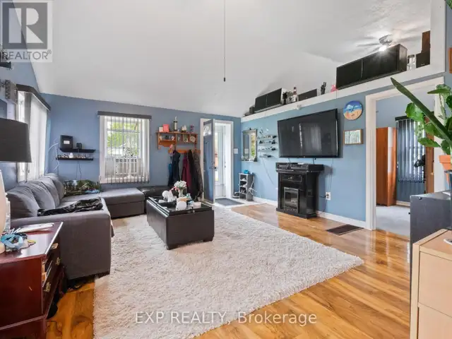 3852 BRUNSWICK AVENUE Fort Erie (Crystal Beach), Ontario in Houses for Sale in St. Catharines - Image 8