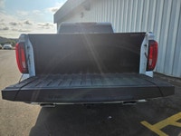 For a quick response please text 403-820-9940. AMVIC licensed business The 2023 GMC Sierra 1500 Dena... (image 6)