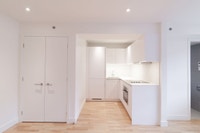 Renovated Akelius studio apartment for rent. Located near blvd Saint-Laurent in the Plateau Mont-Roy... (image 2)