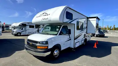 This is a very well built, equipped & maintained compact Class C with walk around queen bed! At 23.1...