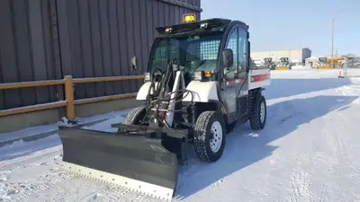 Arrow-West Equipment Ltd ENCLOSED CAB, AIR CONDITIONING, HEATER, STEREO, 4 CYLINDER DIESEL ENGINE, A...