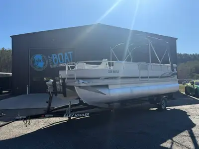 2004 22’ PRINCECRAFT PONTOON – 60HP BIGFOOT EFI – 16 PASSENGER BIG FAMILY PONTOON • HIGH THRUST POWE...