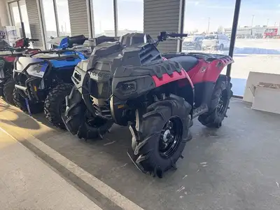 SPORTSMAN MUD EDITION STANDARD FEATURES: -30in. Pro Armor MUD XT 2.0 tires -Sealed LED headlights -S...