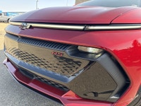 AMVIC Licensed Dealer AMVIC LICENSED DEALER//Stock Number: WG5126 EV 2RS *Premium Leather Heated Sea... (image 2)