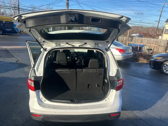 2016 Mazda 5 GS 6 Passenger, Easy on Fuel in Cars & Trucks in Dartmouth - Image 21