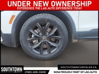 Experience the Volkswagen Tiguan Comfortline with only 66530 km on the odometer. Finished in a sleek... (image 6)