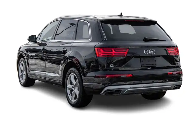 2017 Audi Q7 3.0T Komfort | Awd | Toit Panoramique | Awd | Toit  in Cars & Trucks in City of Montréal - Image 7