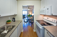 SPACIOUS 2 BEDROOM APARTMENT FOR RENT IN COLLINGWOOD! SELECT APARTMENT FULLY REVITALIZED WITH MODERN... (image 1)