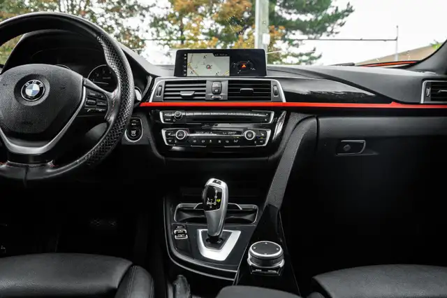 2018 BMW 3 Series561999778520115208