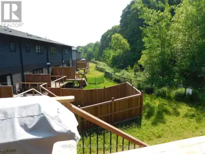 612 CARYNDALE DRIVE Kitchener, Ontario