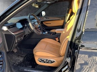 NAVIGATION SYSTEM, HEATED FRONT SEATS, HEATED REAR SEATS, ADAPTIVE SUSPENSION, REMOTE ENGINE START E... (image 8)