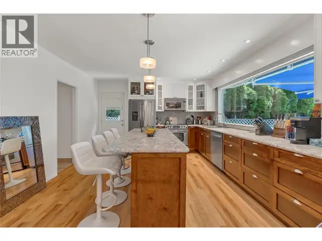 4589 Lakeside Road Penticton, British Columbia in Houses for Sale in Penticton - Image 10