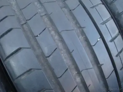 4 staggered 315/30/22 275/35/22 PIRELLI p zero tires 90 % 85 tread left Dot 2023 , .rear size 315/30...